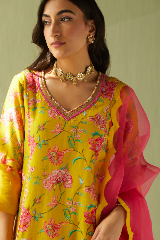 Nusrat Set